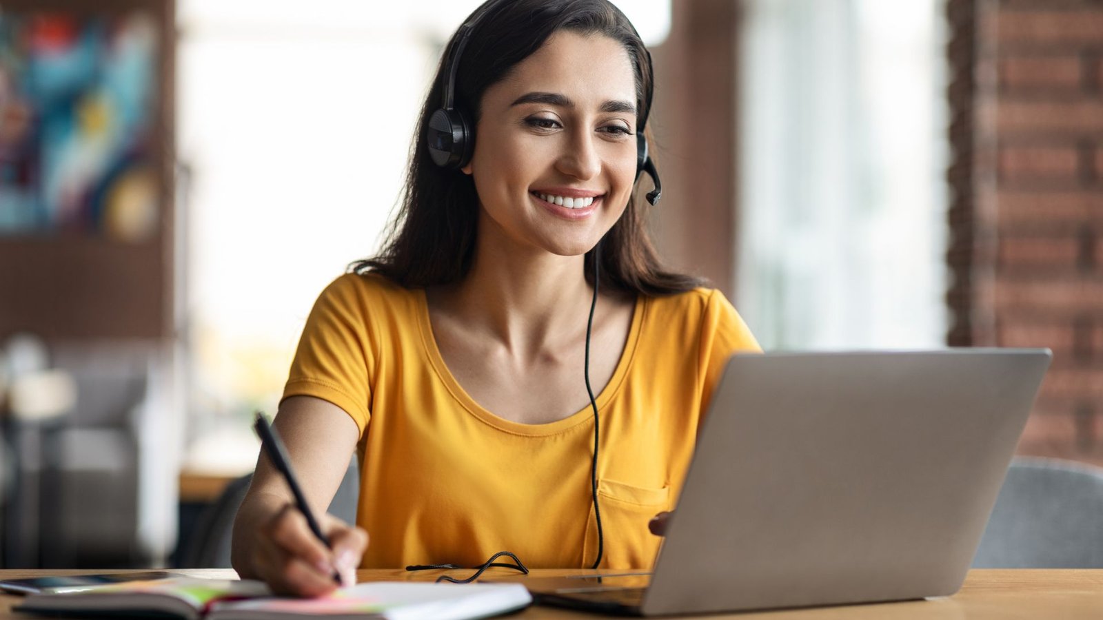 Estudante concentrada